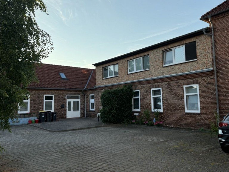 Parkplatz Ludwigslust Erdgeschosswohnung Renovierte 3-Zimmer-Wohnung im Zentrum von Ludwigslust