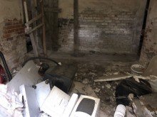 Hausansicht Grundst�ck mit Abrissobjekt in Ruhiger Laage