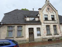 Hausansicht Historisches Mehrfamilienhaus mit Sanierungspotenzial in Hagenow