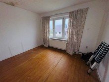 Zimmer WE links Zweifamilienhaus mit einer Mieteinheit auf einem gro�z�gigen Grundst�ck in Eldena