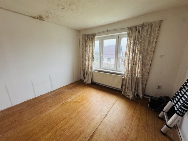 Zimmer DG WE links Zweifamilienhaus Eldena