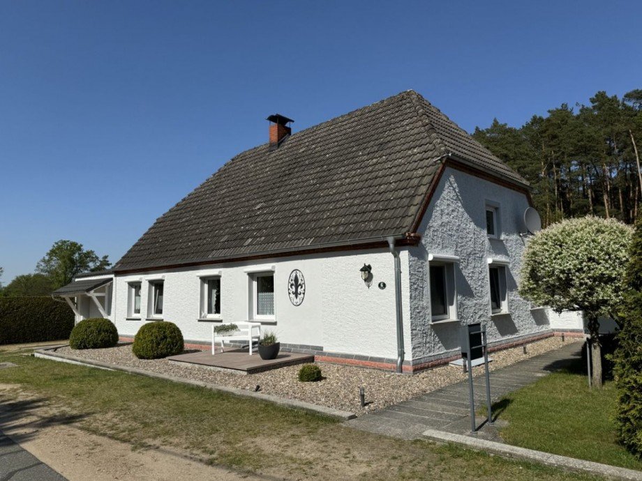 Hausansicht Einfamilienhaus Vielank