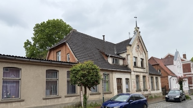 Hausansicht Mehrfamilienhaus Hagenow
