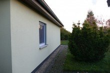 Hausansicht Bungalow auf gro�em Grundst�ck in ruhiger Lage