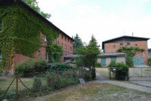 Grundst�ck Gut erhaltenes Bauernhaus mit Nebengelass