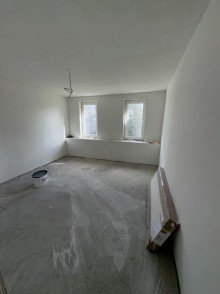 Zimmer DG DHH nach Modernisierung zu vermieten