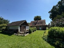 Haus + Stallgeba Einfamilienhaus auf traumhaftem Grundst�ck