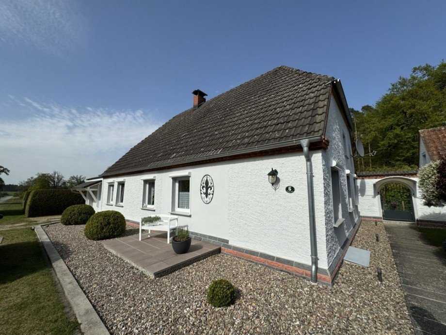 Hausansicht Einfamilienhaus Vielank