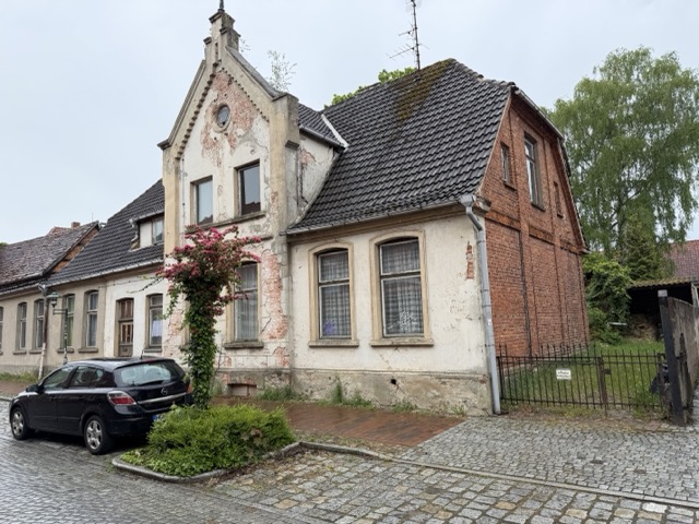 Hausansicht Mehrfamilienhaus Hagenow