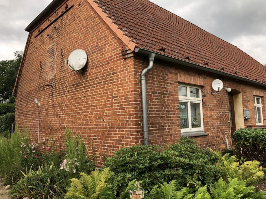 Hausansicht Zweifamilienhaus Rastow