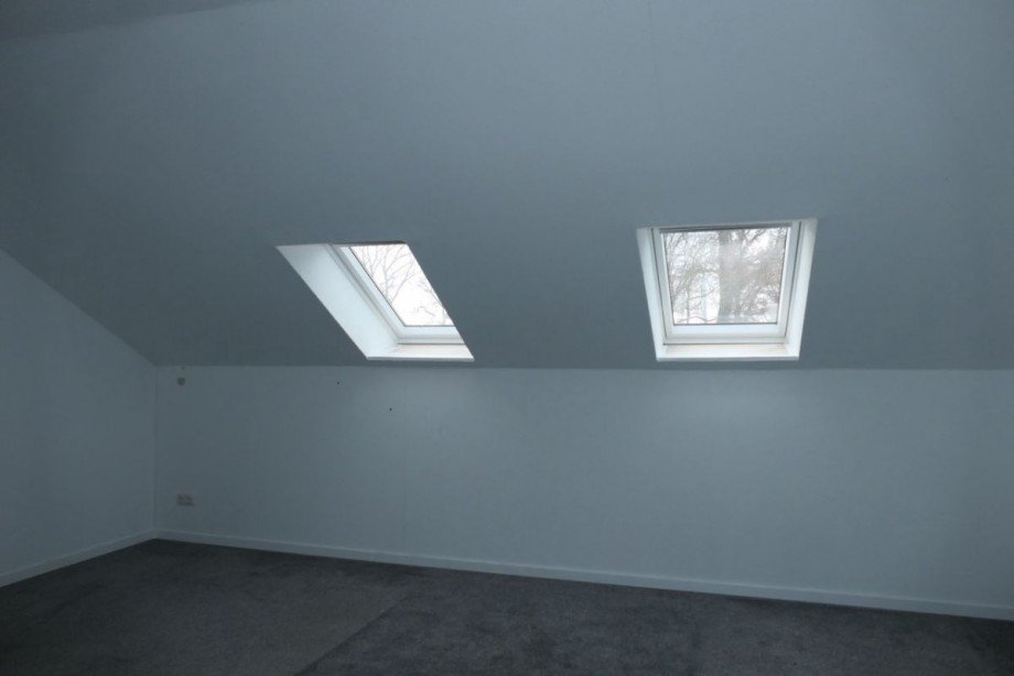 Zimmer Dachgeschoss Einfamilienhaus Karst�dt