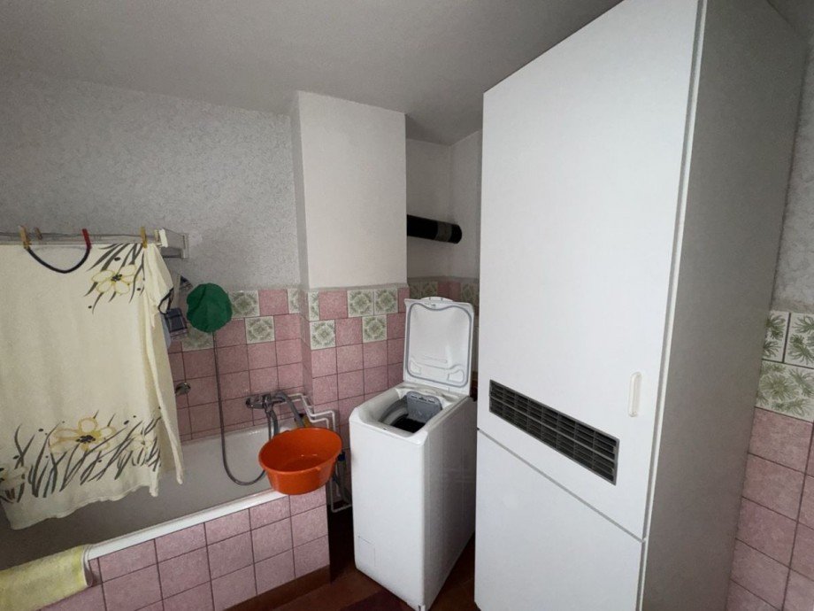 Badezimmer + Gastherme Haus Strohkirchen