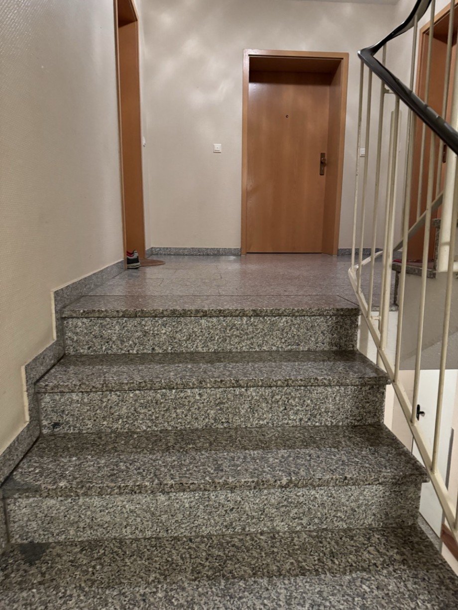 Treppenhaus Dachgeschosswohnung Neustadt-Glewe