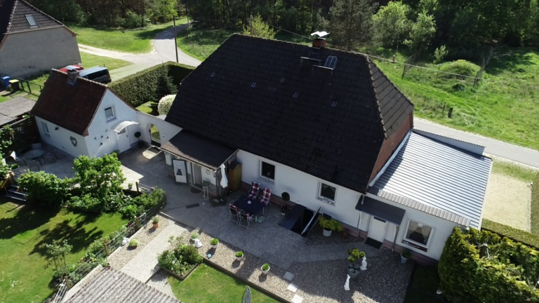 Hausansicht Vielank Einfamilienhaus Ein traumhaftes Anwesen mit Anschluss an Wald und Wiese + Zus�tzliches anliegendes Baugrundst�ck