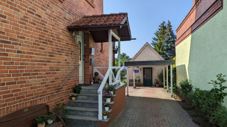 Grundst�cksauffahrt Einfamilienhaus Grabow