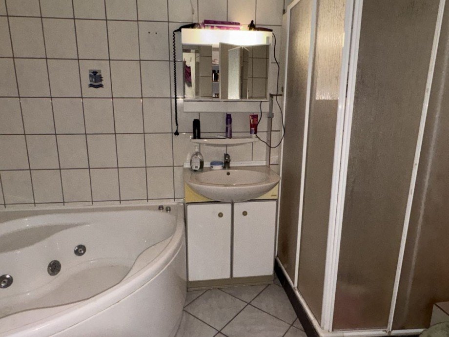 Bad im Untergeschoss Reihenmittelhaus Neustadt-Glewe