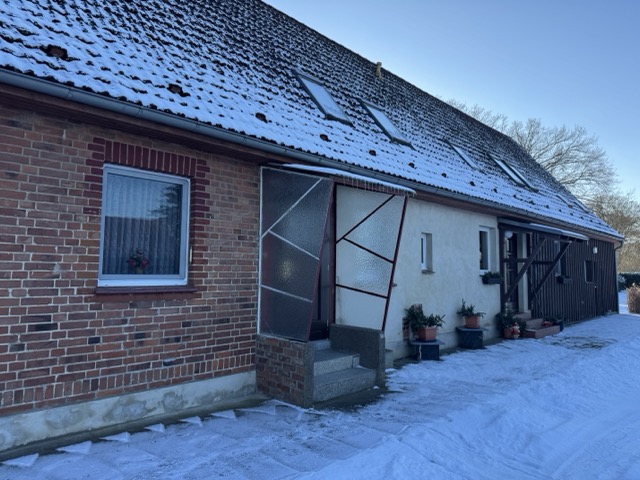 Zweiter und dritter Hauseingang Haus Balow
