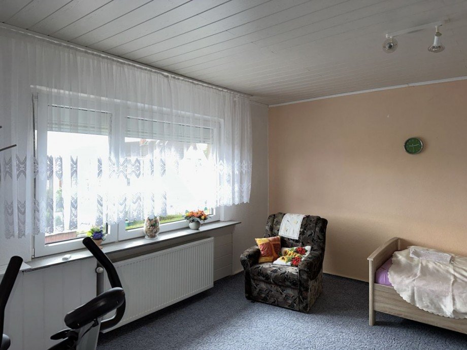Schlafzimmer OG Reihenmittelhaus Neustadt-Glewe