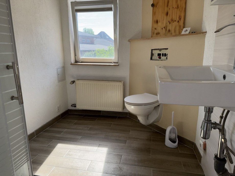 3 Raum Badezimmer OG Mehrfamilienhaus Grabow