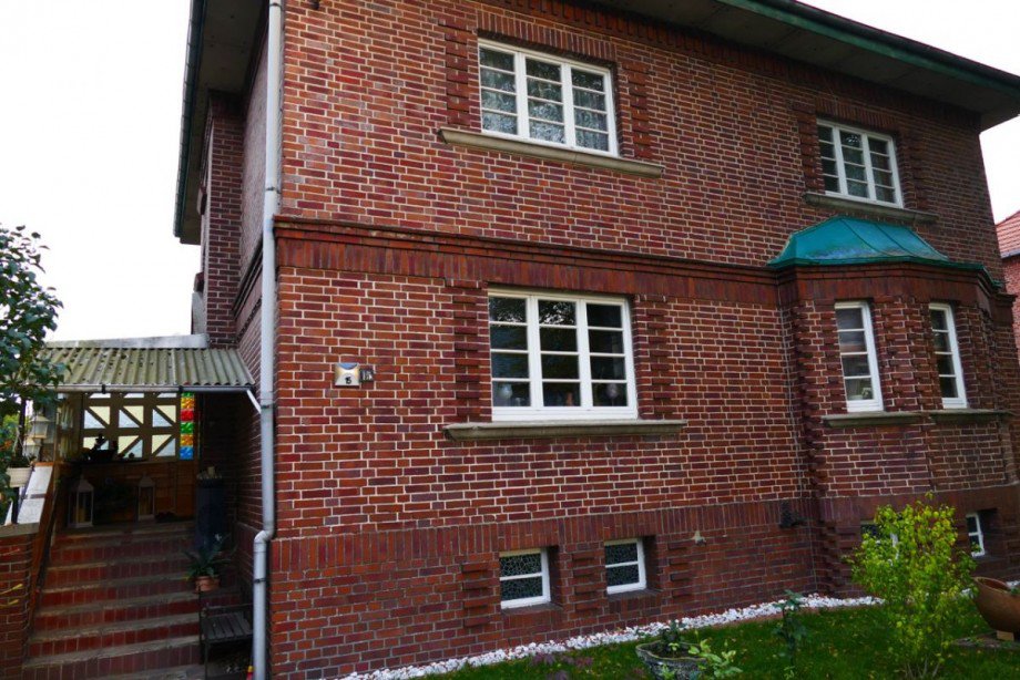 Gro� (Hausansicht) Zweifamilienhaus Grabow