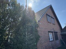 Hausansicht RAUMWUNDER MIT WEITBLICK: MASSIVES EFH AUF CA. 5.900 M� NATURGRUNDST�CK MIT PROFI-AUSSTATTUNG