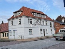 Hausansicht MFH in Ludwigslust Leerstehend