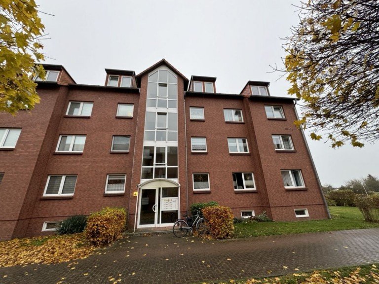 Hausansicht Neustadt-Glewe Dachgeschosswohnung 2-Raum Eigentumswohnung in Neustadt-Glewe