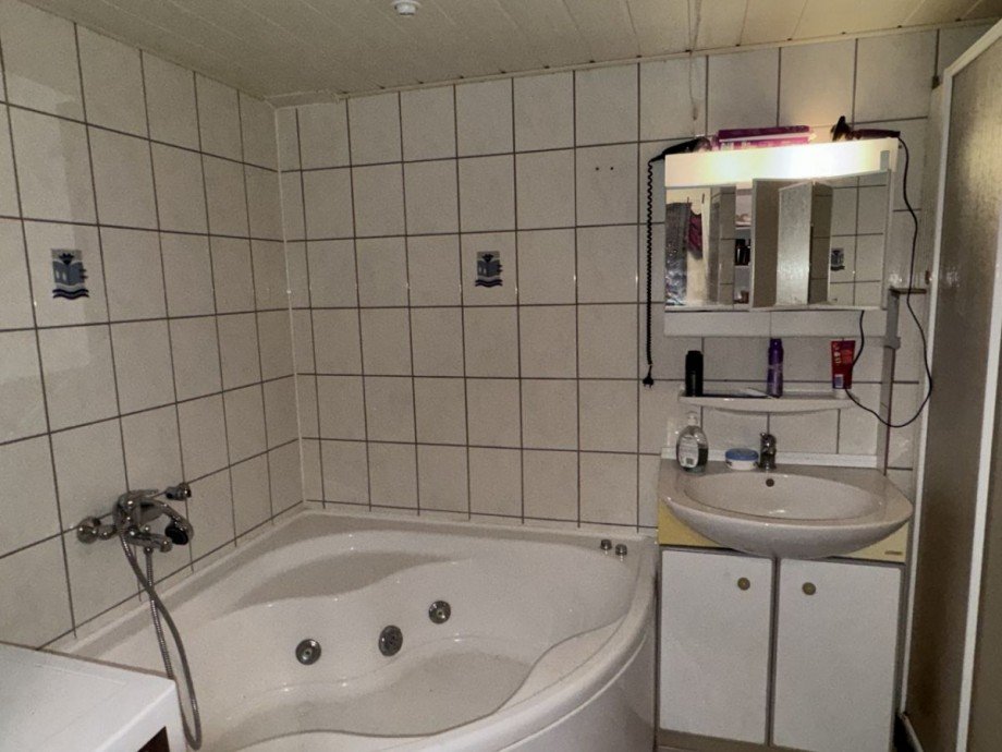 Bad im Untergeschoss Reihenmittelhaus Neustadt-Glewe
