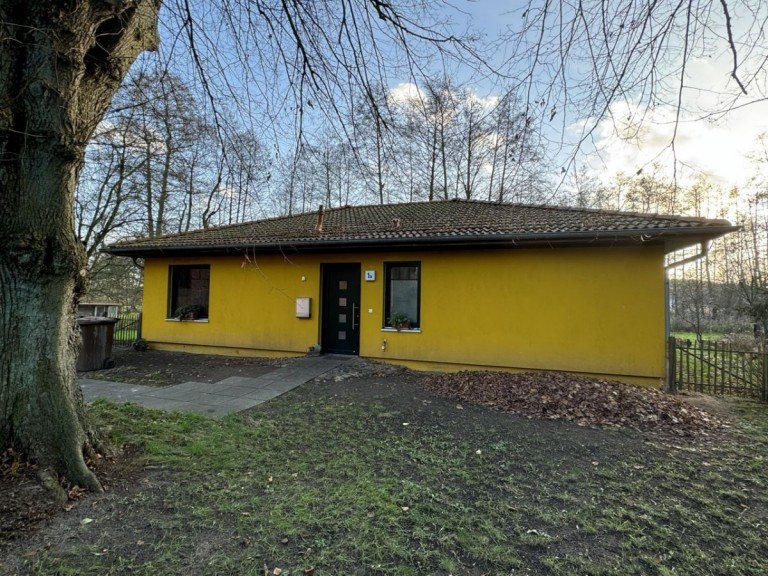 Hausansicht Kraak Bungalow Leben auf einer Etage - charmanter Bungalow in ruhiger Lage in Kraak bei Rastow