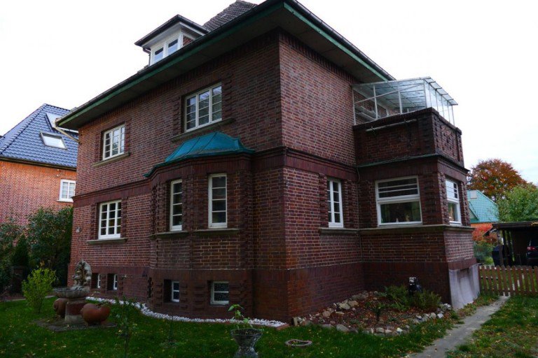 Gro� (Hausansicht. ) Grabow Zweifamilienhaus Stadthaus in Grabow