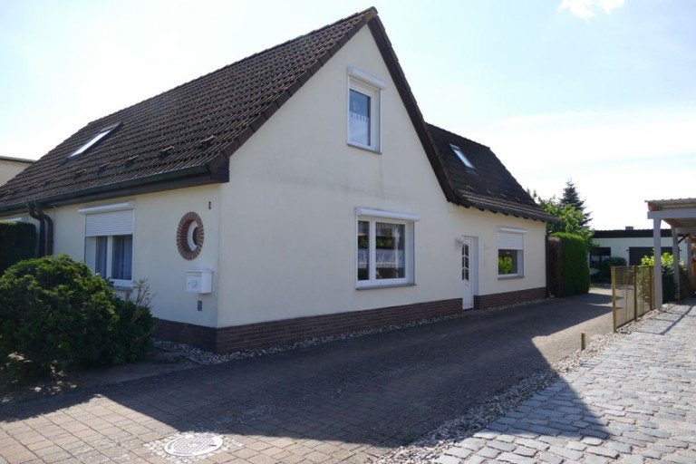 Hausansicht Neustadt-Glewe Doppelhaush�lfte DHH IN NEUSTADT - GLEWE