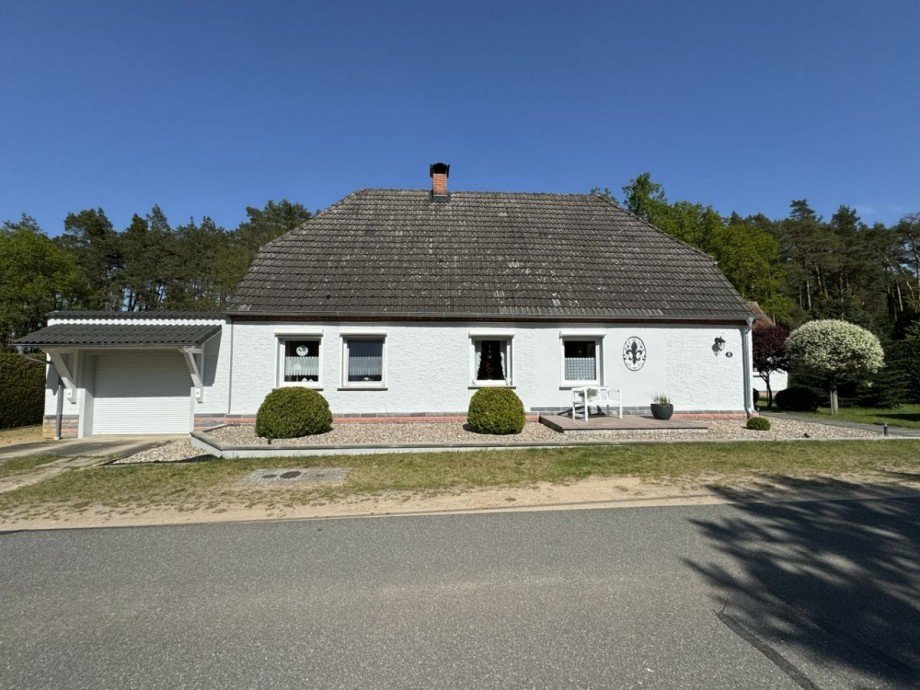 Hausansicht Einfamilienhaus Vielank