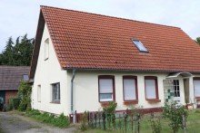 Hausansicht Gro�z�giges Einfamilienhaus in idyllischer Lage von Rehna