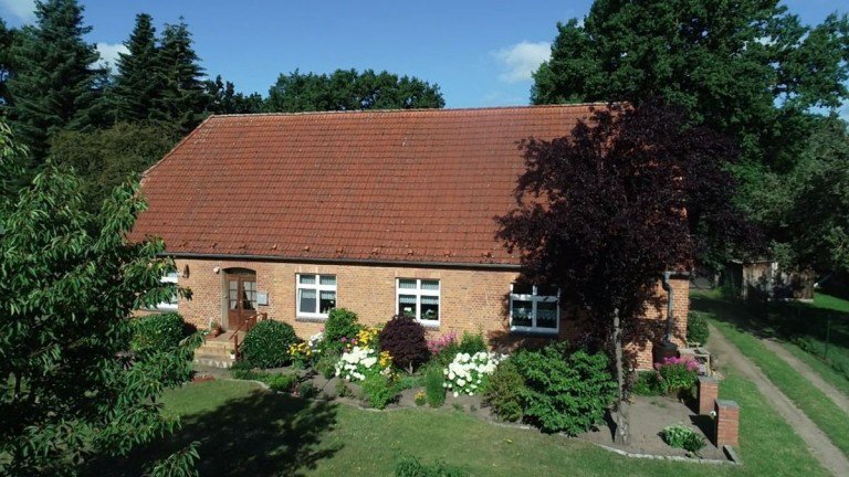 Hausansicht Rastow Zweifamilienhaus Zweifamilienhaus in Rastow