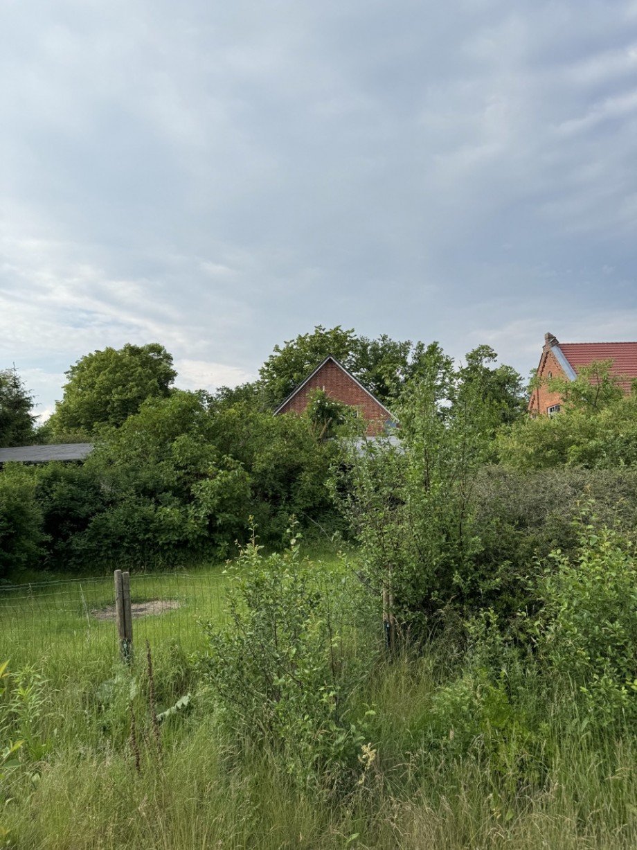 Grundstu Zweifamilienhaus Warlow