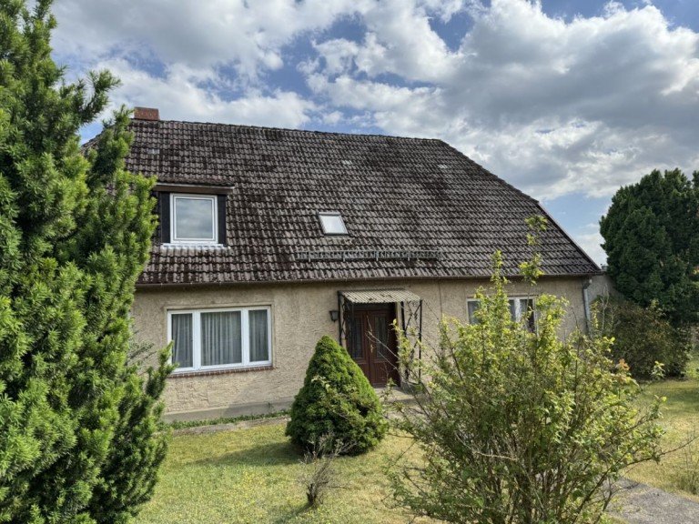 Hausansicht Redefin Haus Gro�es Einfamilienhaus in Redefin