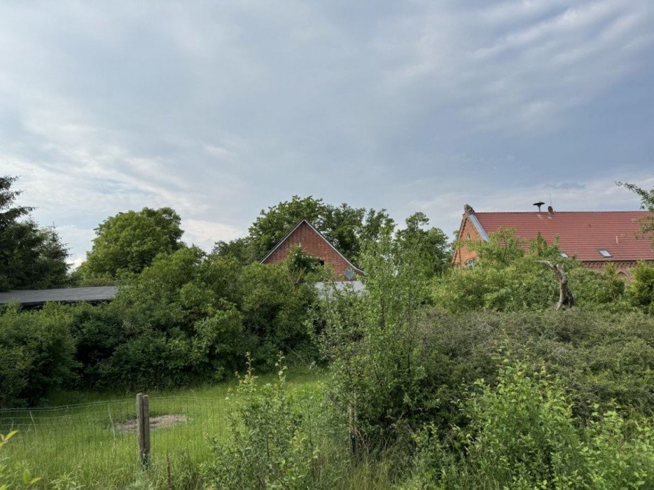 Grundstu Zweifamilienhaus Warlow