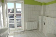 Badezimmer Dachgeschosswohnung mit Loft-Charakter und Aussicht