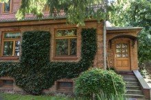 Hausansicht Vermietetes Zweifamilienhaus