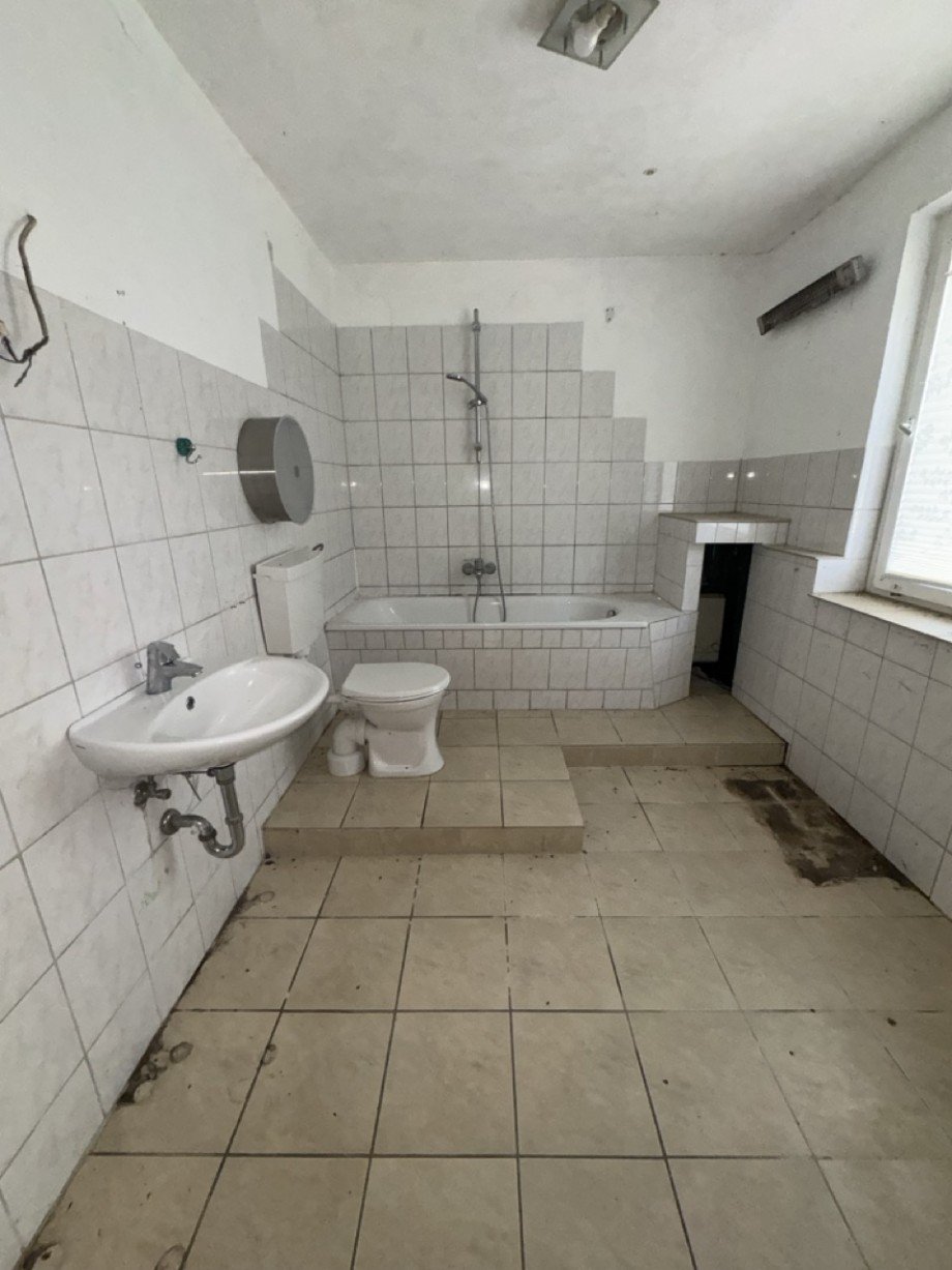 Buba Halle / Lager / Produktion Ludwigslust