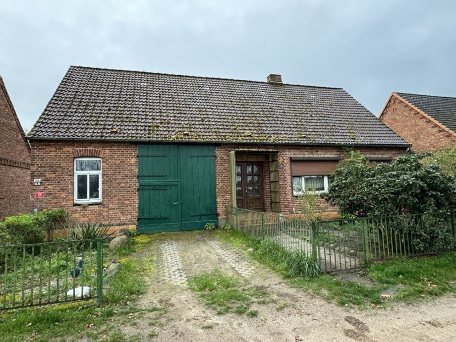 Hausansicht Einfamilienhaus Tewswoos