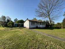 Grundst�ck Kleines Wohnhaus in idyllischer Lage