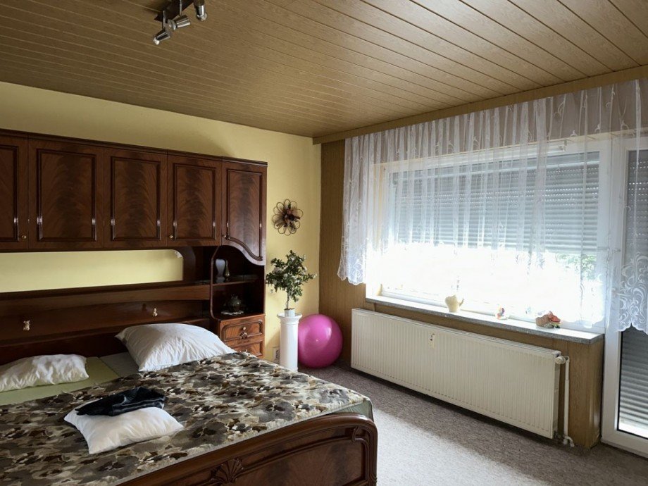 Schlafzimmer mit Balkon OG Reihenmittelhaus Neustadt-Glewe