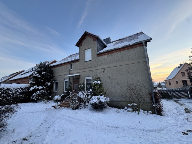 Hausansicht Haus L�btheen
